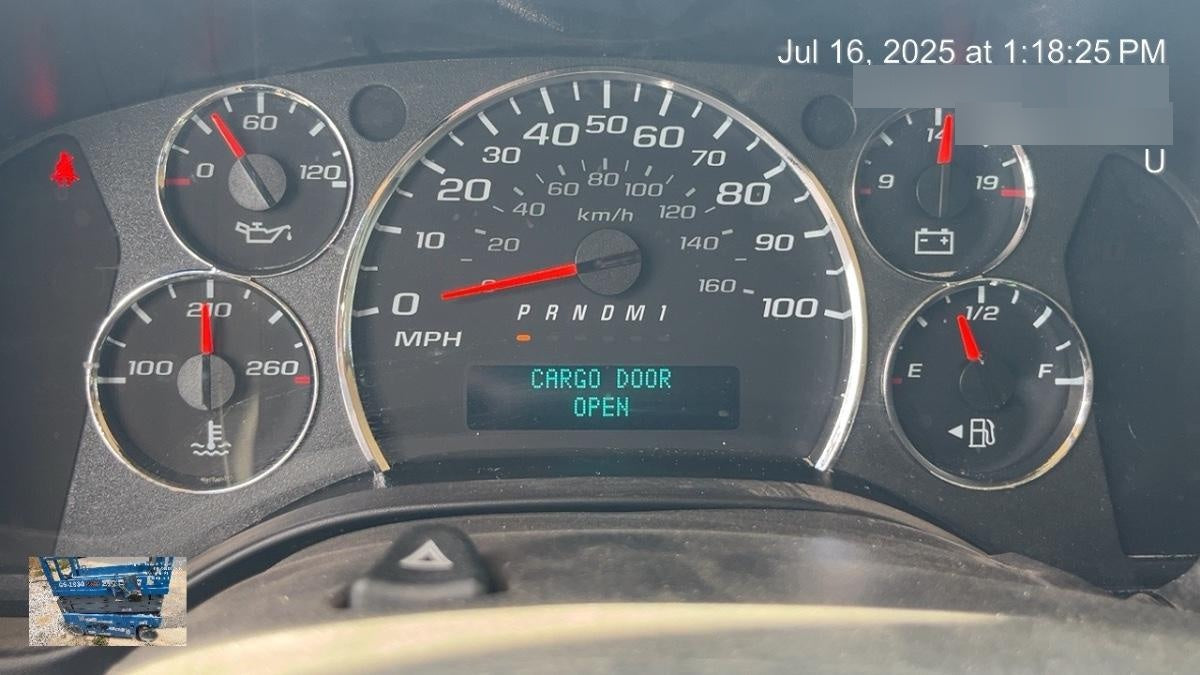 2023 CHEVROLET Express Van - Rental