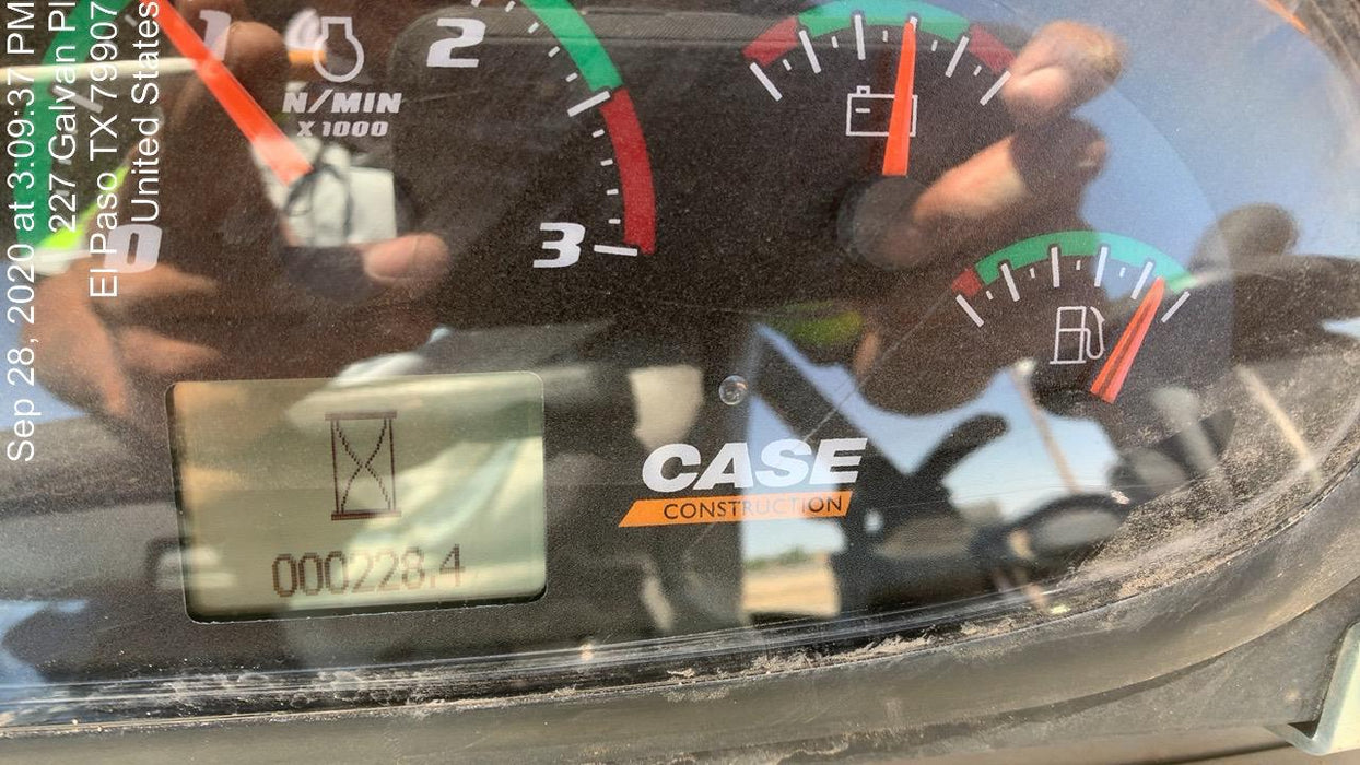 2020 CASE 580N EP - Extendable Backhoe