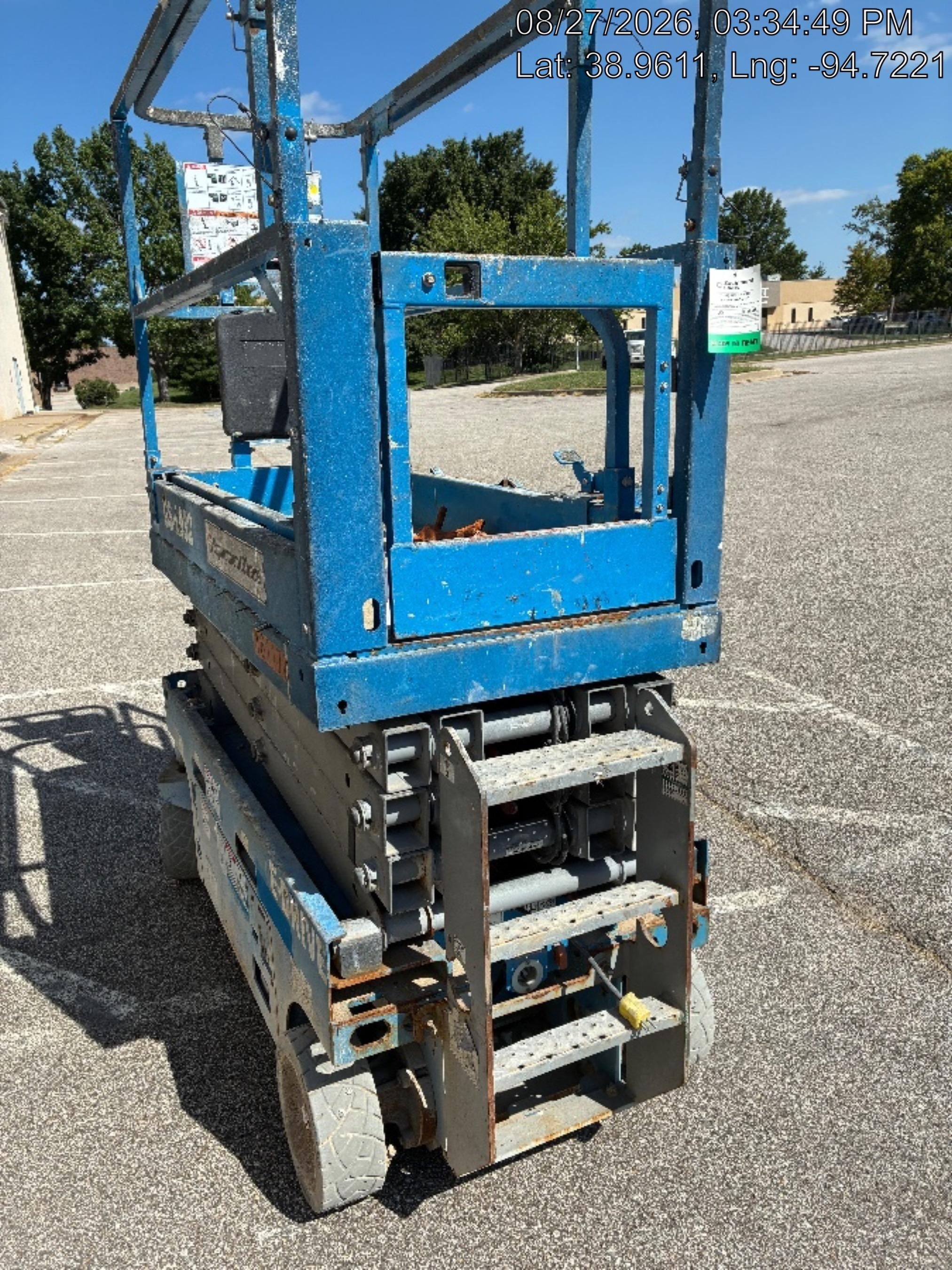 2021 GENIE GS-1932
