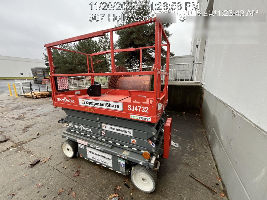 2021 SKYJACK SJ4732