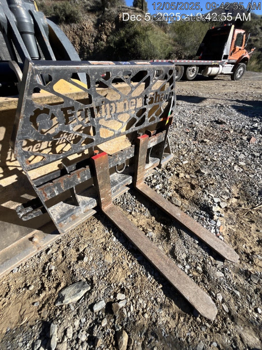 2021 PALADIN 48" Pallet Forks - Paladin
