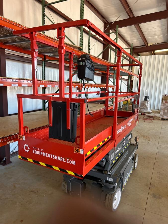 2024 Skyjack SJ3219 Electric Drive, Sld NM Tires, DBcns, RFRails, Power to Platform, T3 + Access Control