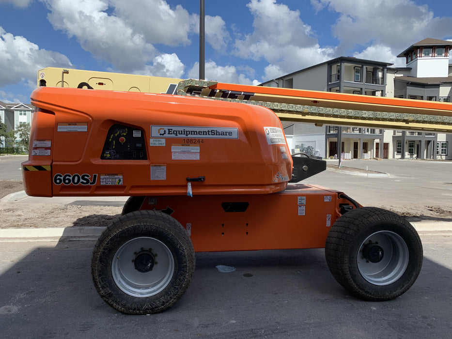 2020 JLG 660SJ