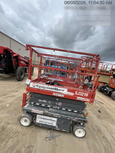 2021 SKYJACK SJ3219