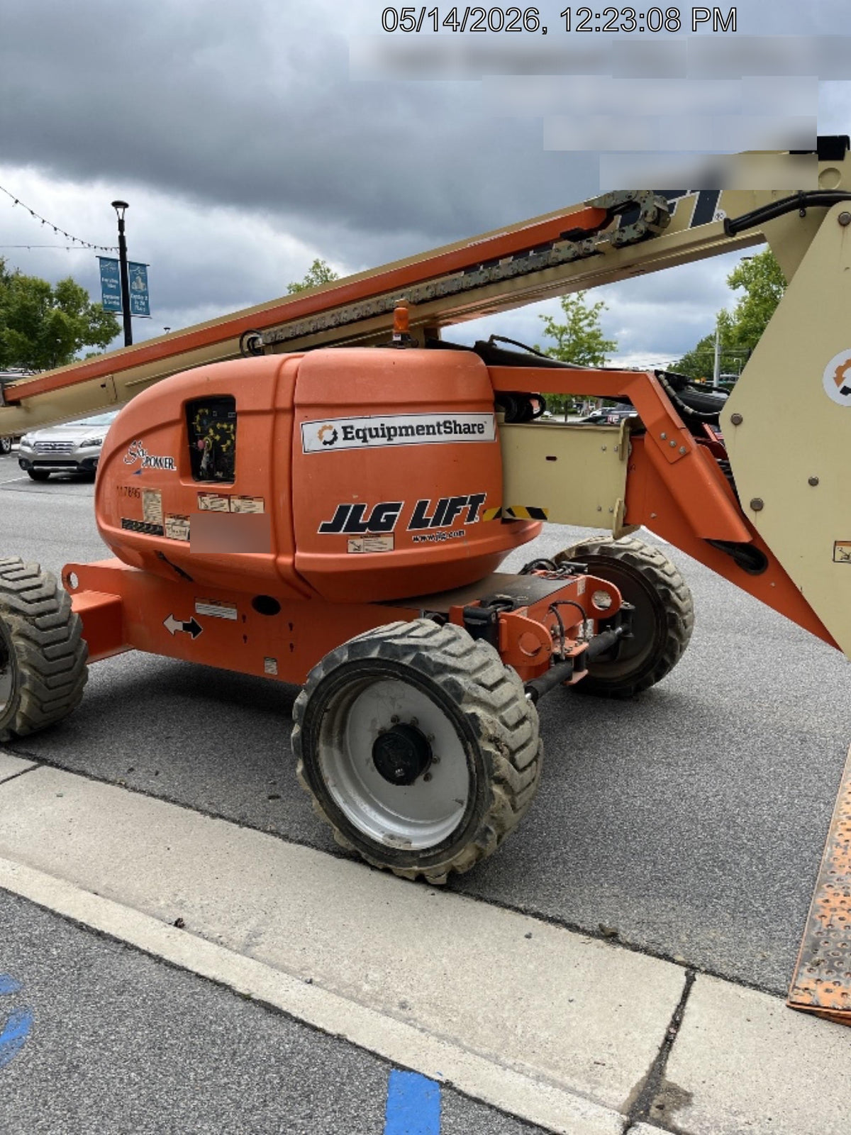 2021 JLG 600AJ