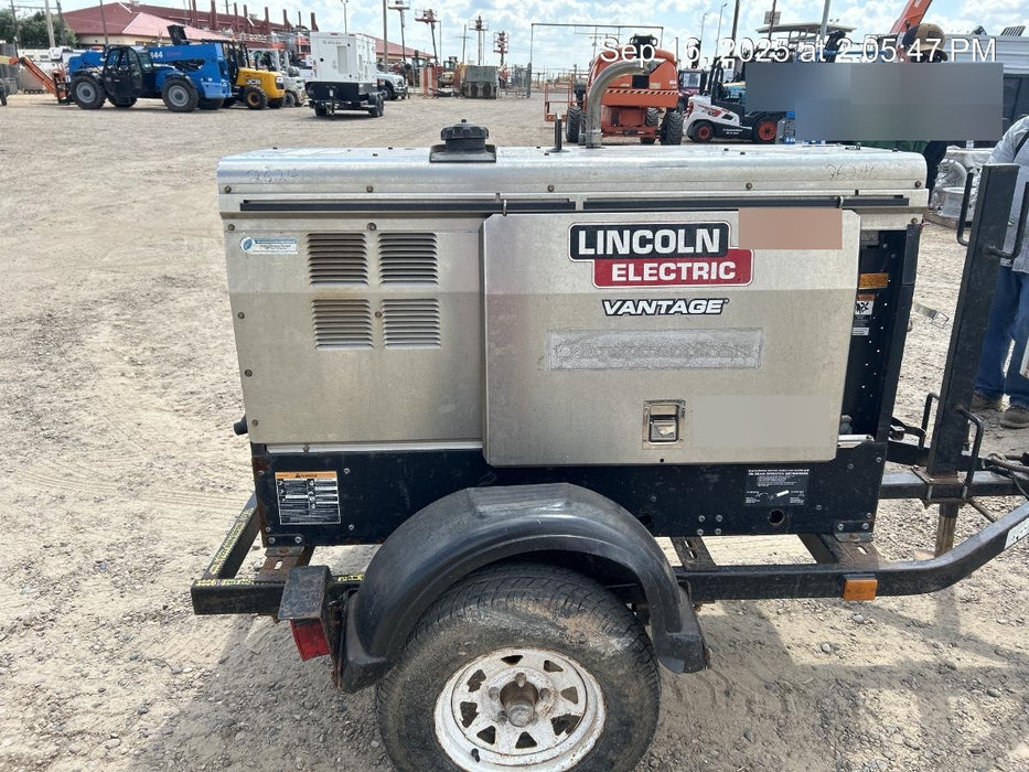 2019 Lincoln Electric Vantage 322 Lincoln Vantage 322 Welder w/Trailer, Light Kit, Cable Rack