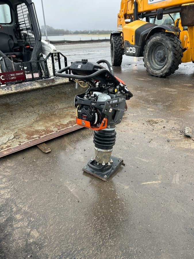 2024 HUSQVARNA LT6005