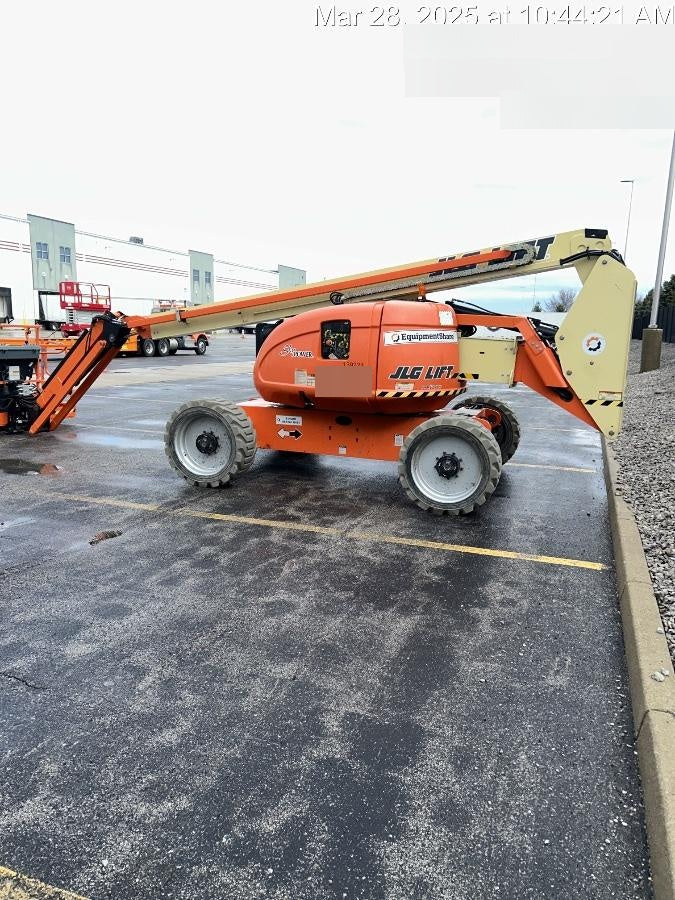 2021 JLG 600AJ
