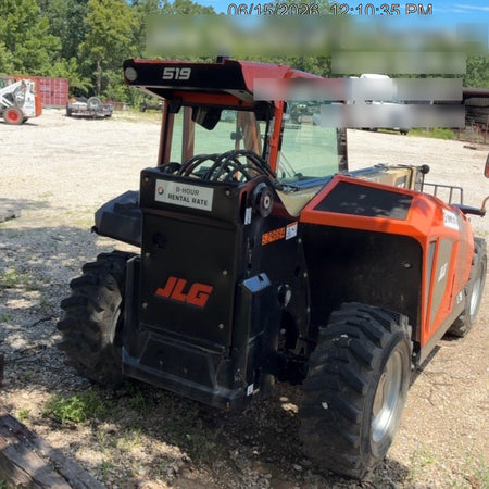 2025 JLG 519