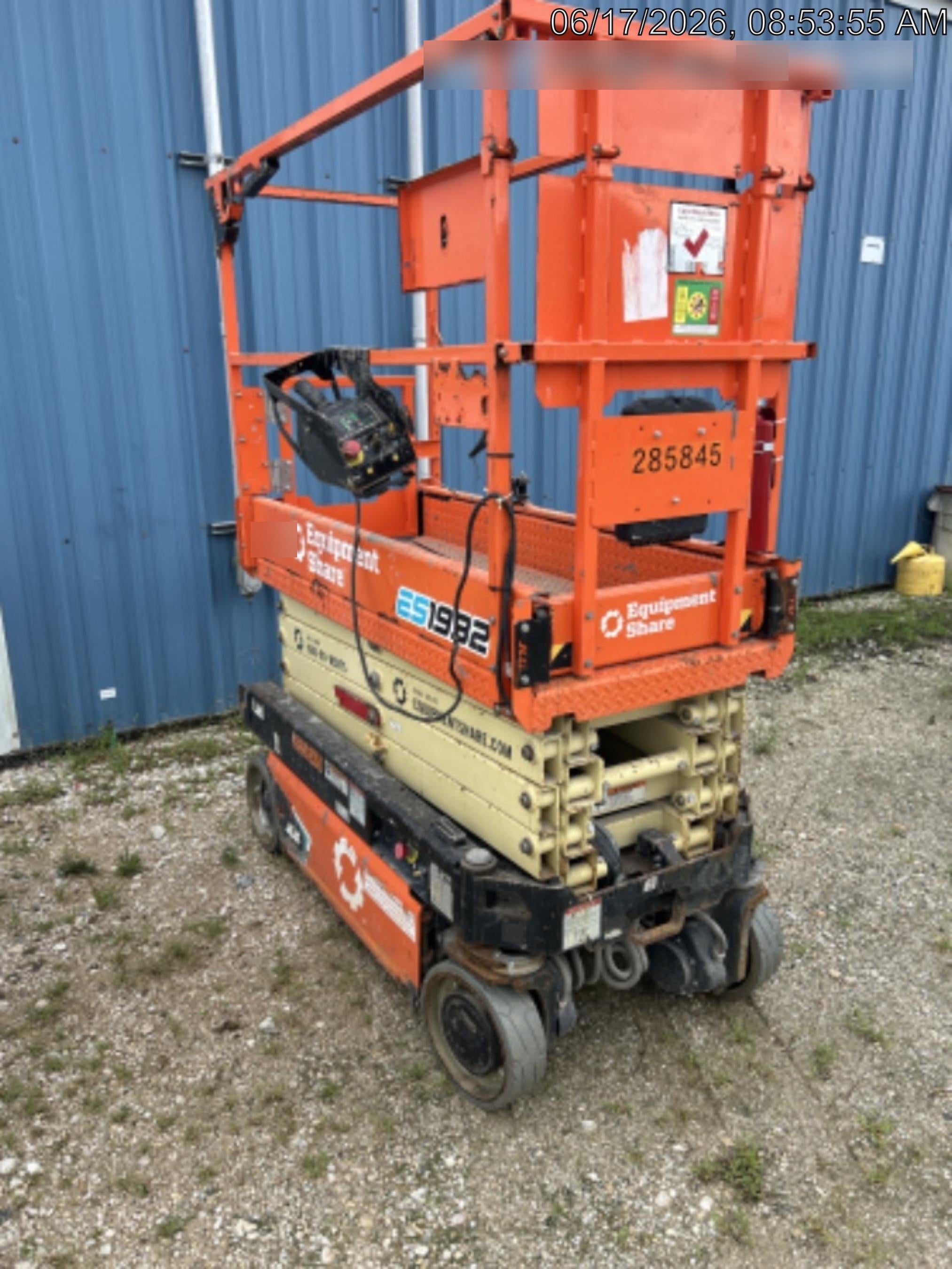2022 JLG ES1932