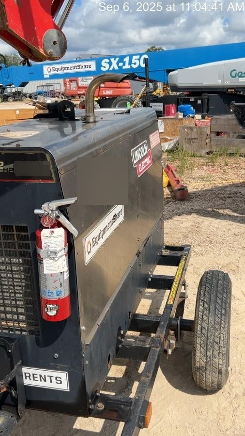 2019 Lincoln Electric Vantage 322 Lincoln Vantage 322 Welder w/Trailer, Light Kit, Cable Rack