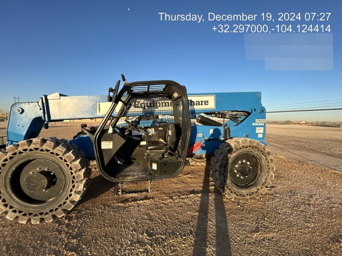2023 GENIE GTH-844