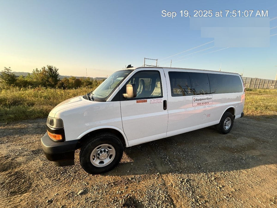2023 CHEVROLET Express Van - Rental