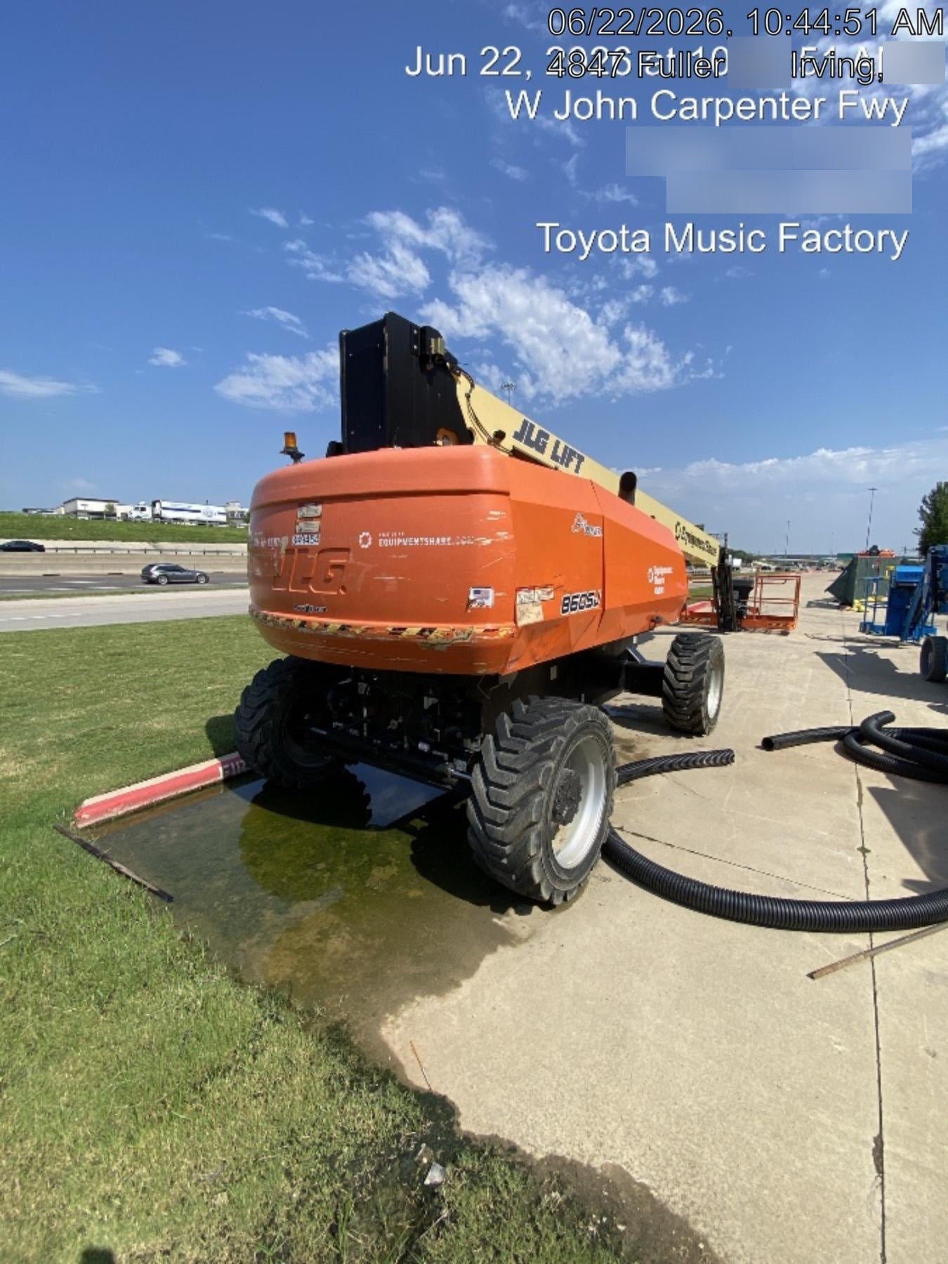 2023 JLG 860SJ