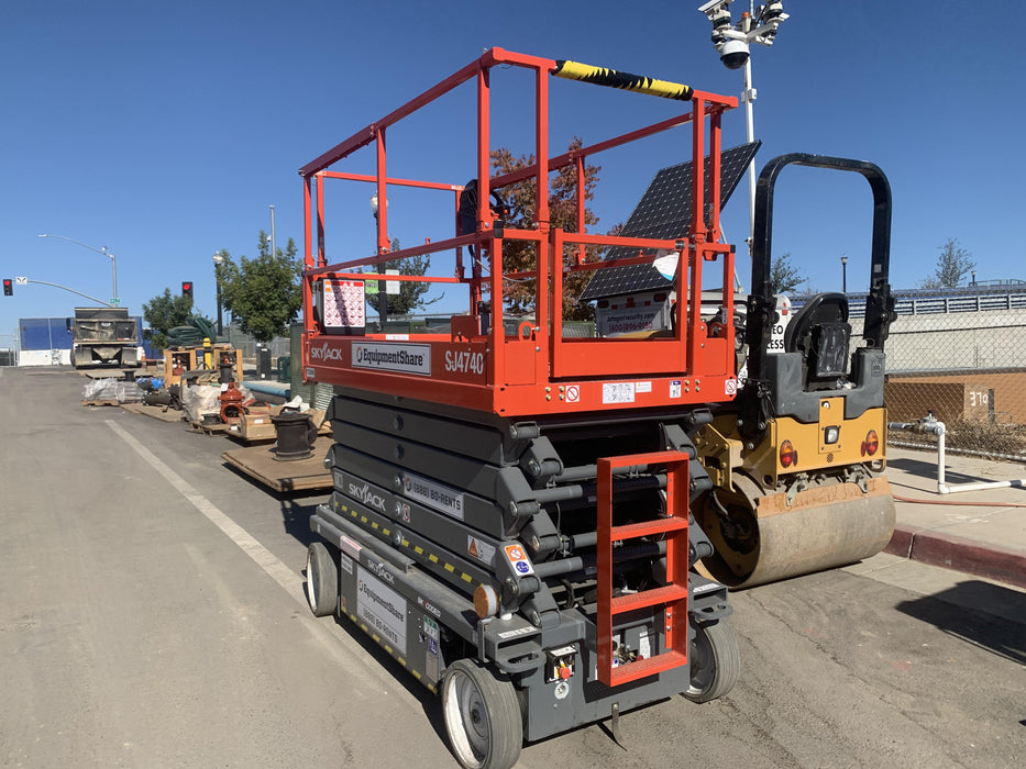 2021 SKYJACK SJ4740