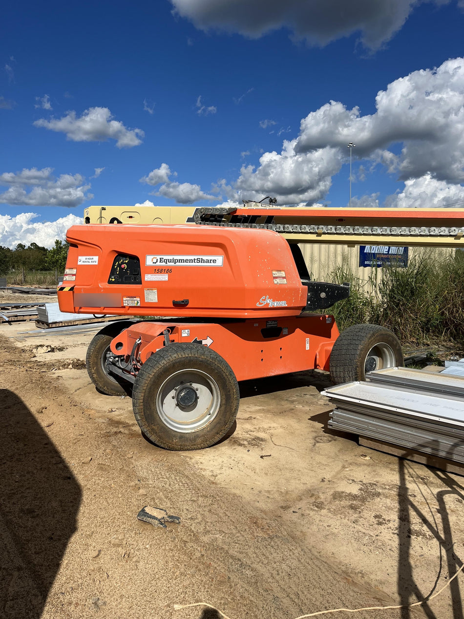 2021 JLG 660SJ