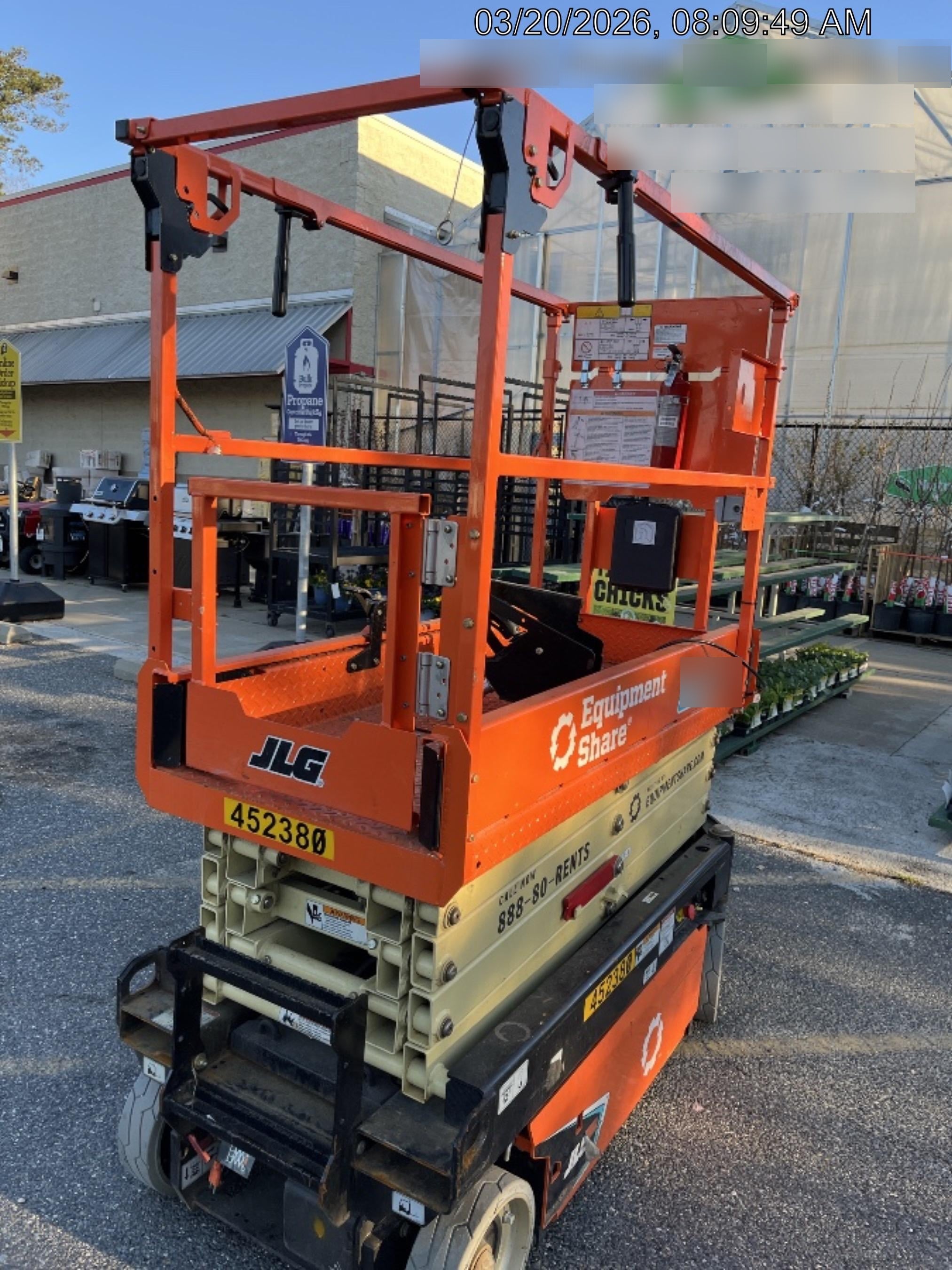 2024 JLG ES1932