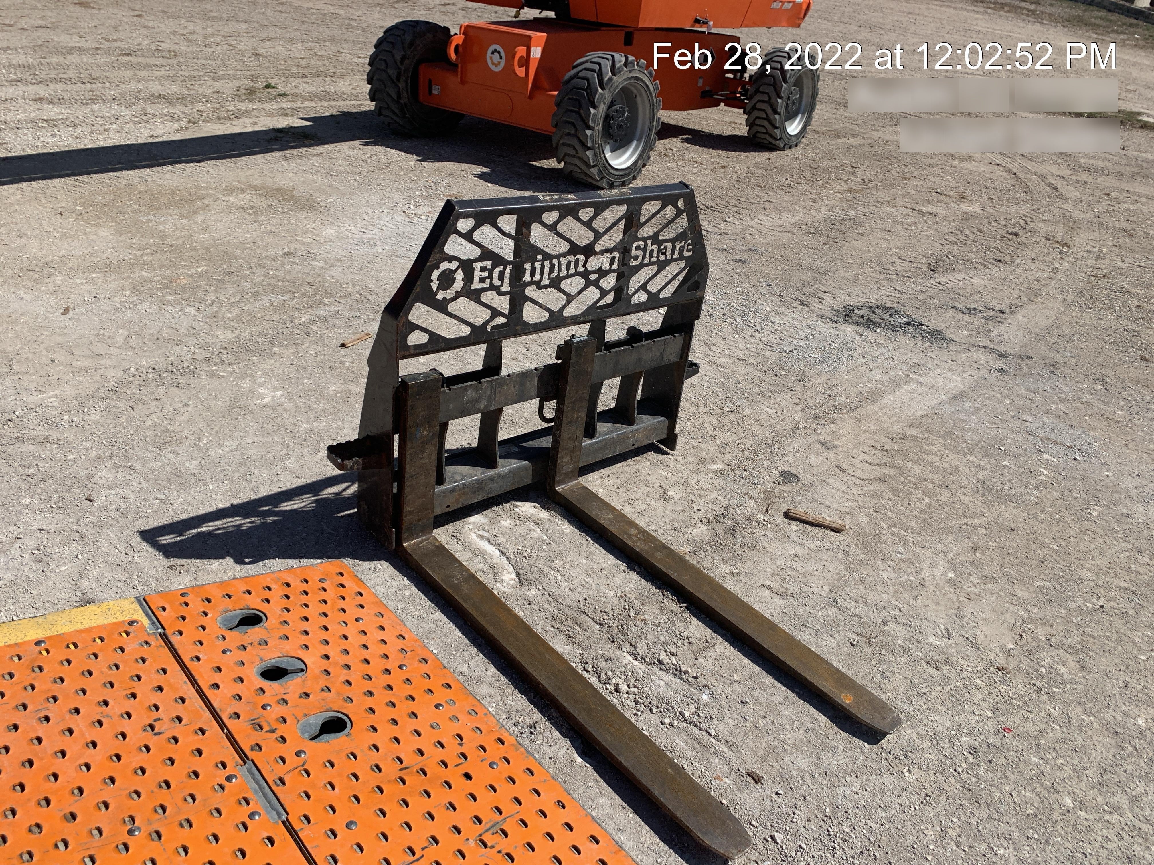 2020 EMKAY 48" Pallet Forks - Emkay