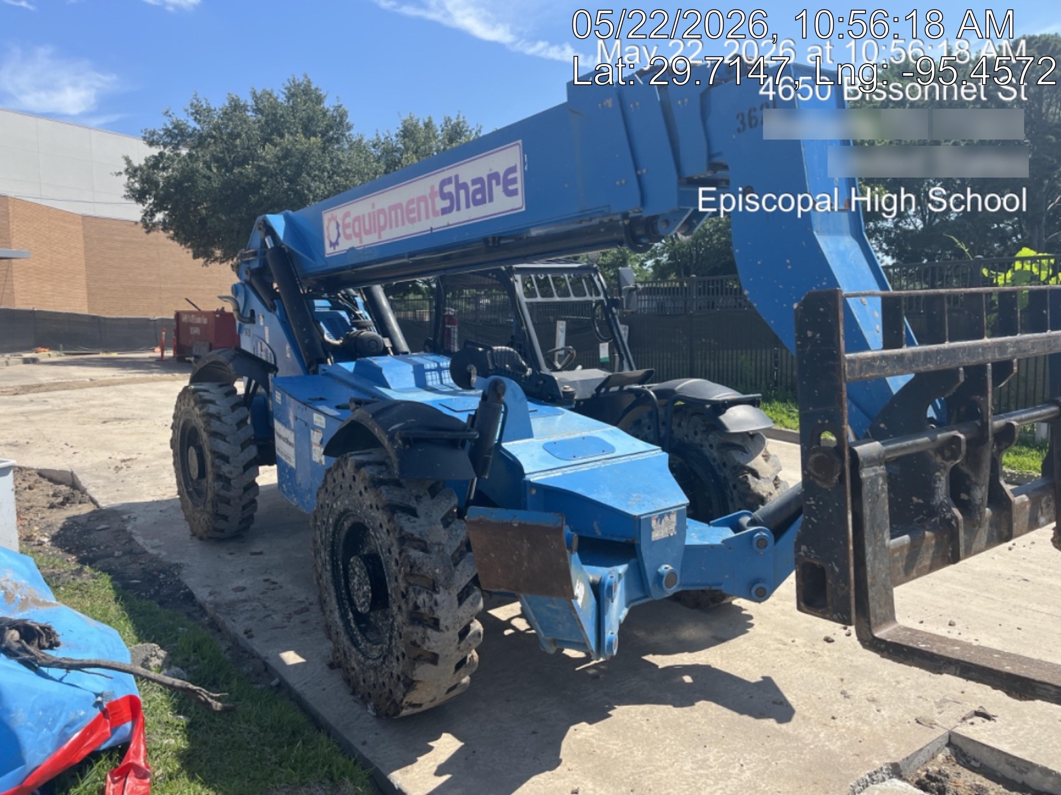 2017 Genie GTH-1056 Genie GTH1056, Solid Tires, 60" carriage, Light Kit, Open ROPS - SN GTH-10E-11914