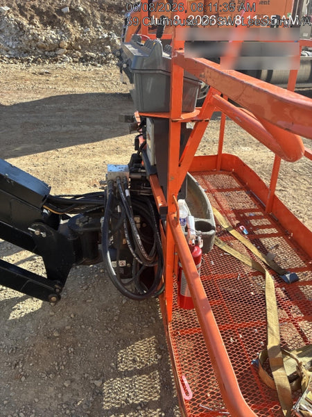 2023 JLG 660SJ