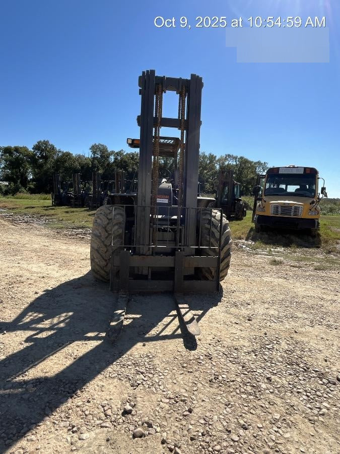 2023 CASE 588H