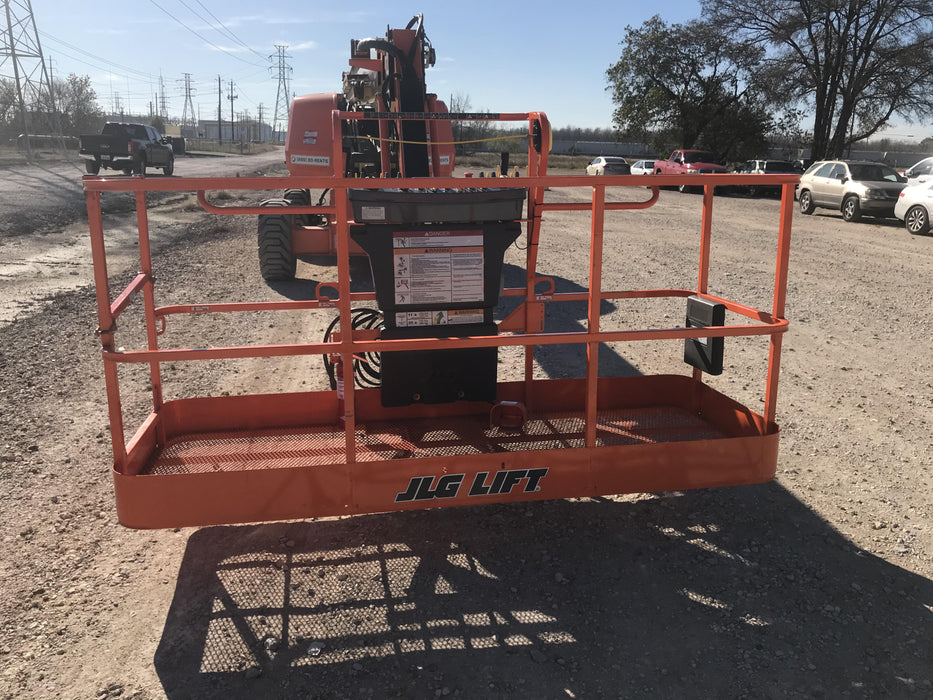 2019 JLG 660SJ