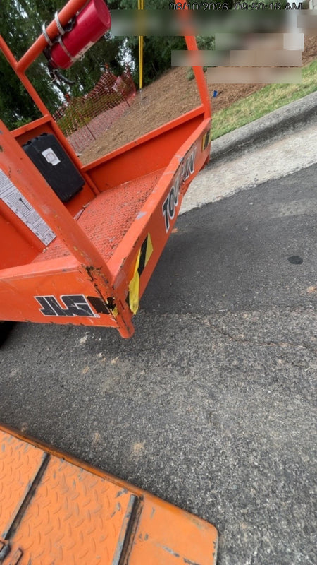 2022 JLG 26E