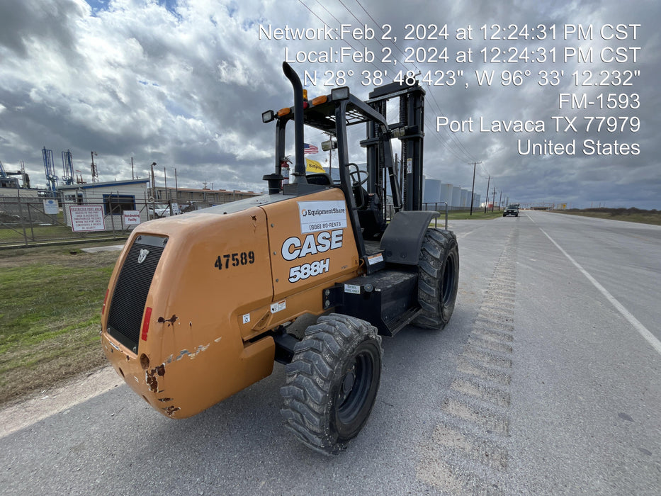 2019 CASE 588H