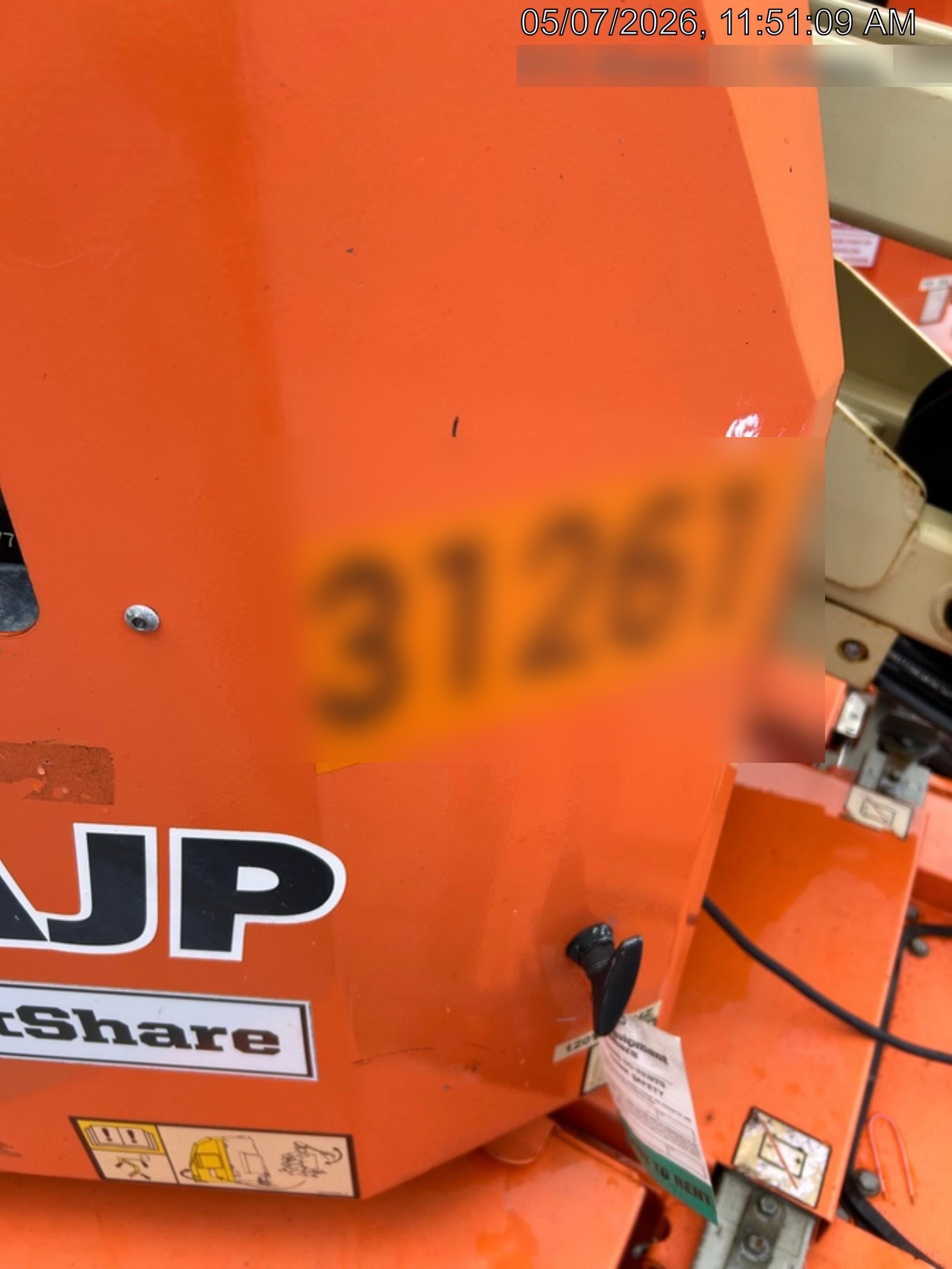 2019 JLG E300AJP