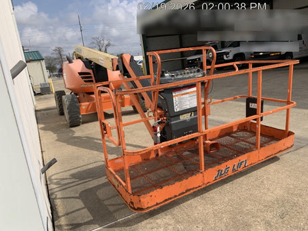 2019 JLG 600AJ