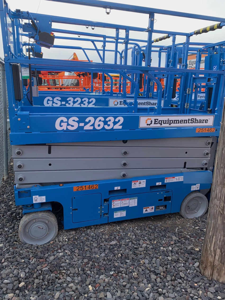 2022 GENIE GS-2632