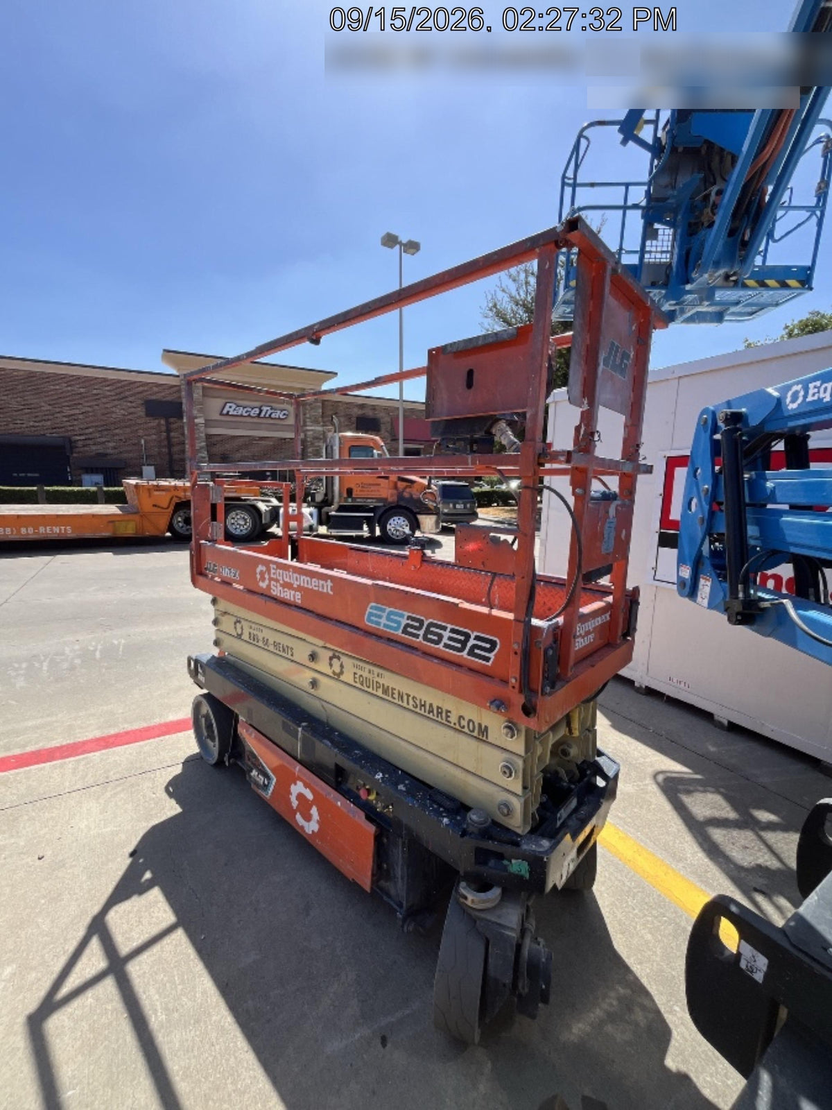 2023 JLG ES2632