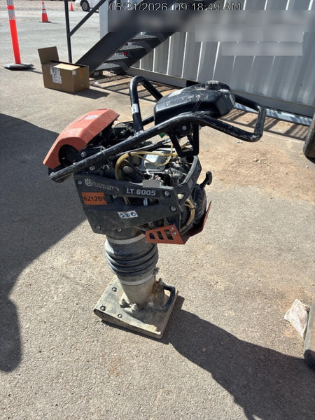 2025 HUSQVARNA LT6005