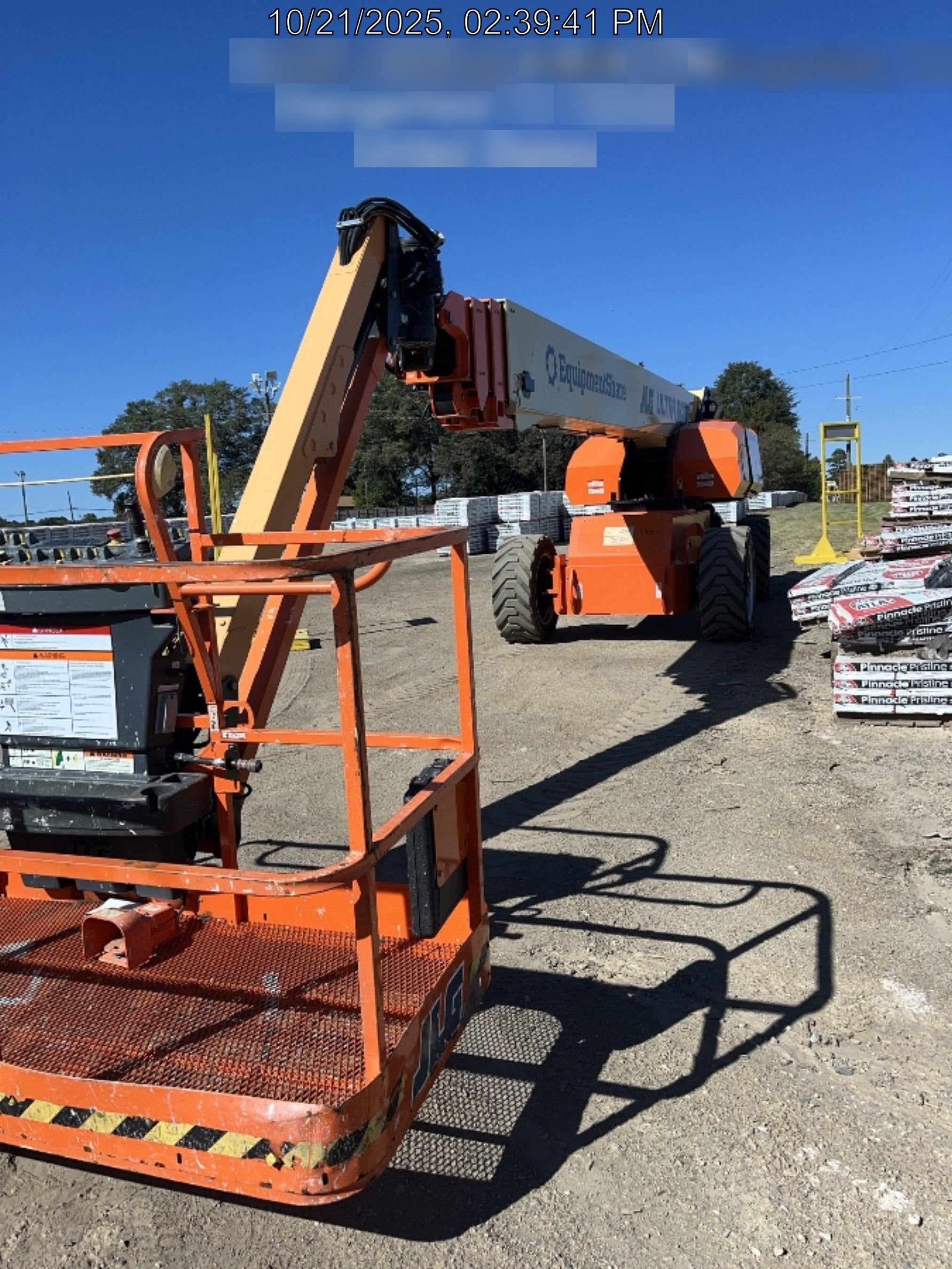 2023 JLG 1200SJP