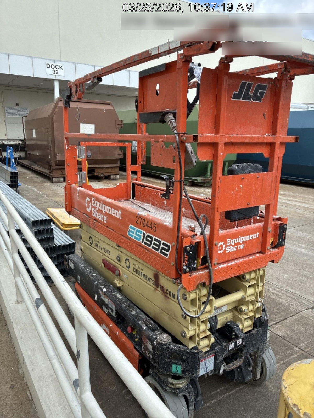2022 JLG ES1932