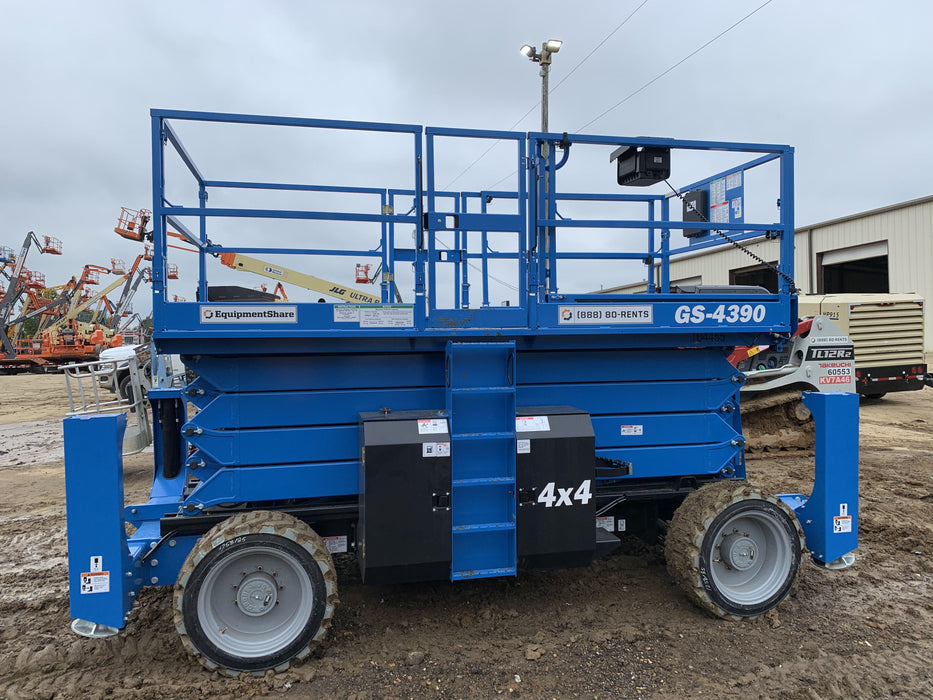 2020 GENIE GS-4390 RT