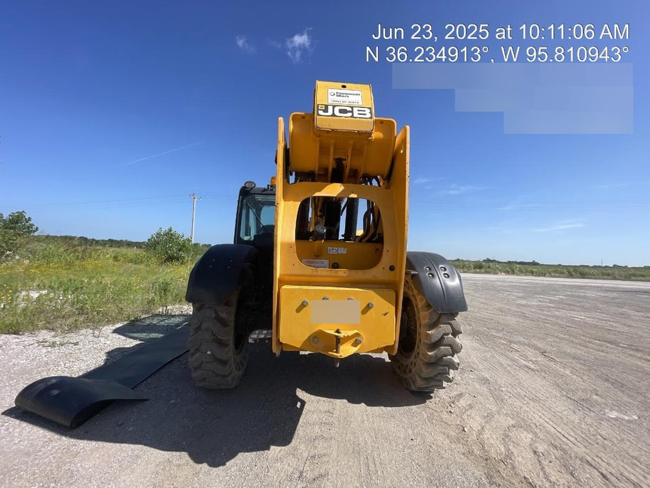 2018 JCB 509-42 74 HP w/CAB/HVAC, Beacon, Aux Hydraulics, Worklights, Solid Tires