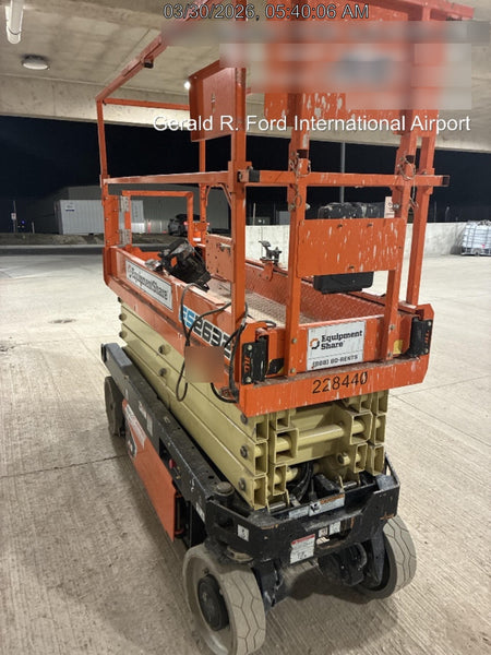 2022 JLG ES2632