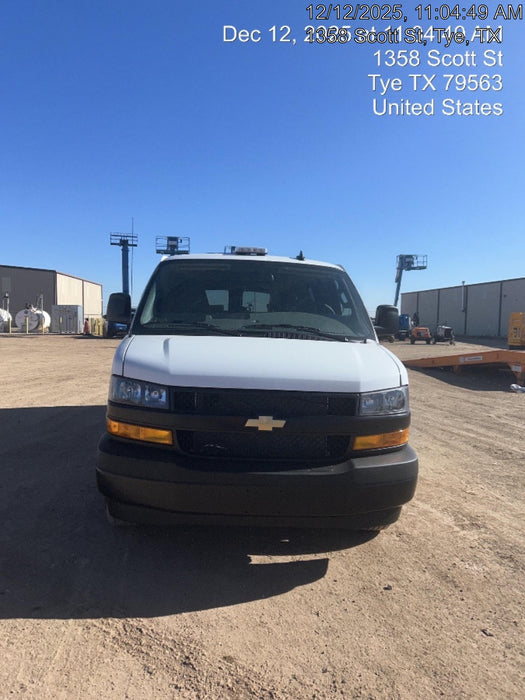 2025 CHEVROLET Express Van - Rental