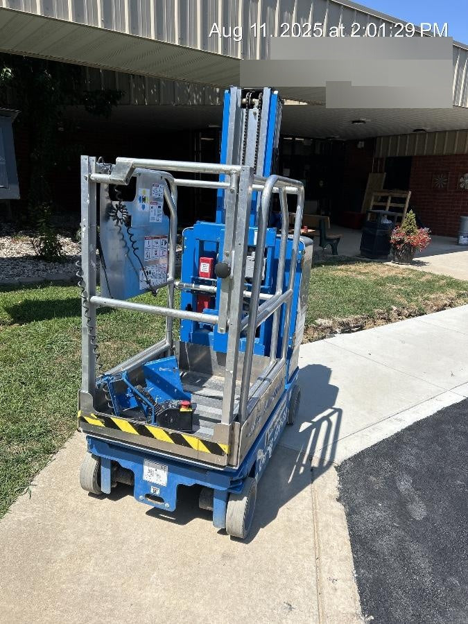 2023 GENIE GR-20