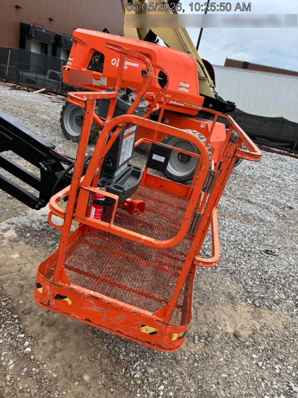 2025 JLG 660SJ