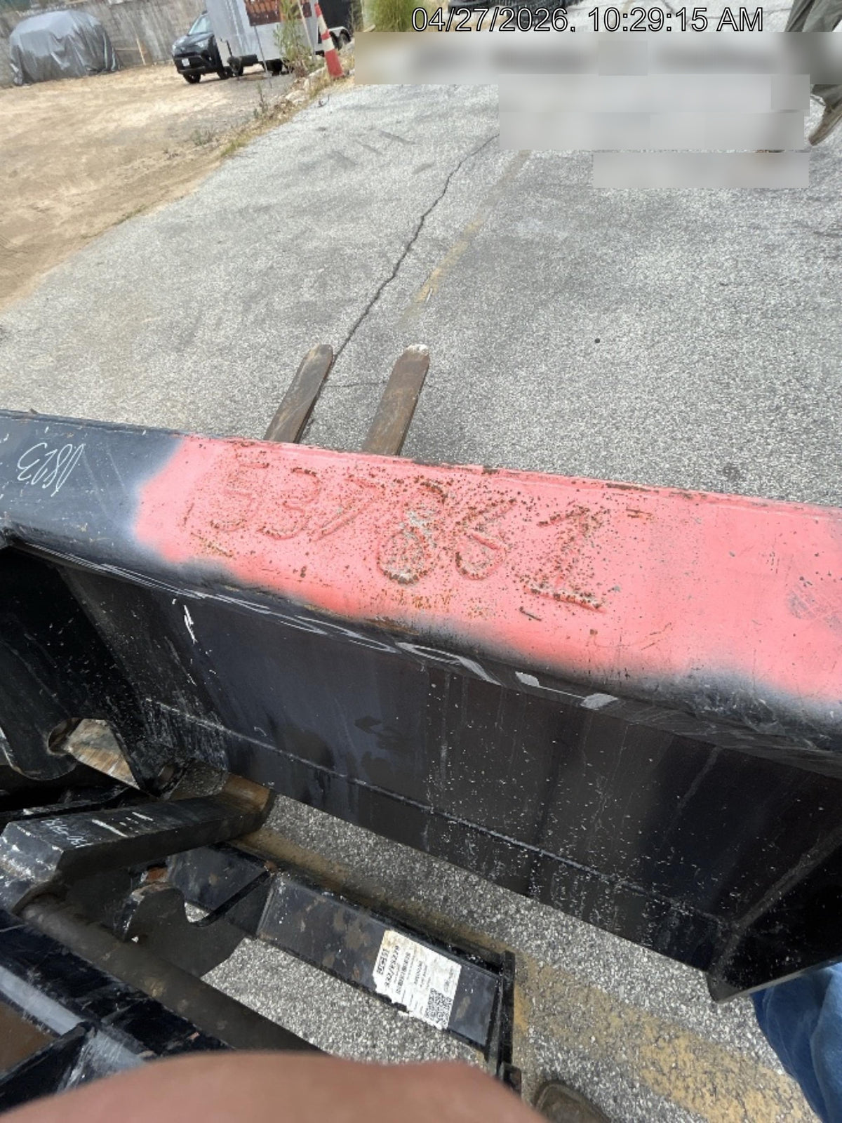 2025 JLG 1001100823