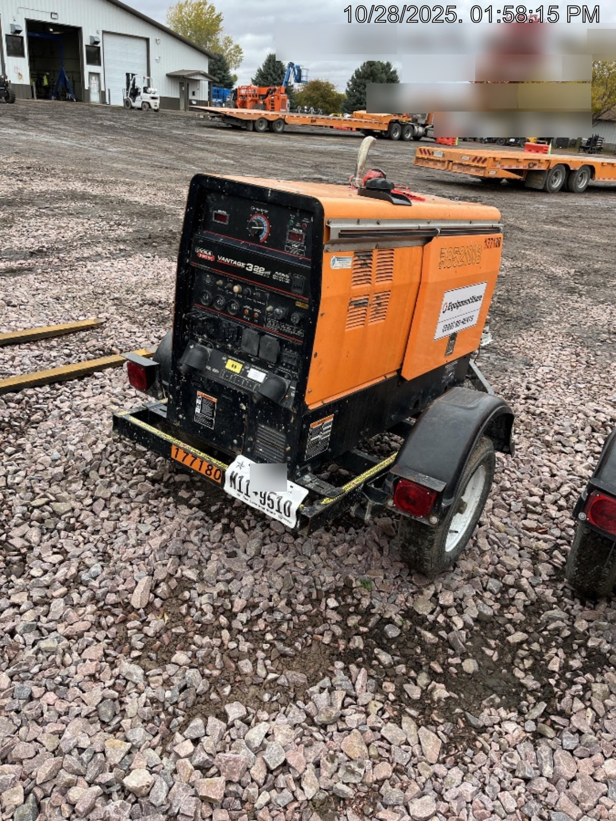 2021 Lincoln Electric Vantage 322 Vantage 322 Ready Pak 3 w/ Decals, ORANGE (includes trailer, cable rack, fender light kit) NO Telematics