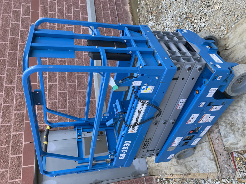 2020 Genie GS-1930 Solid Non Marking Tires, Beacon, Folding rails with half height swing gate