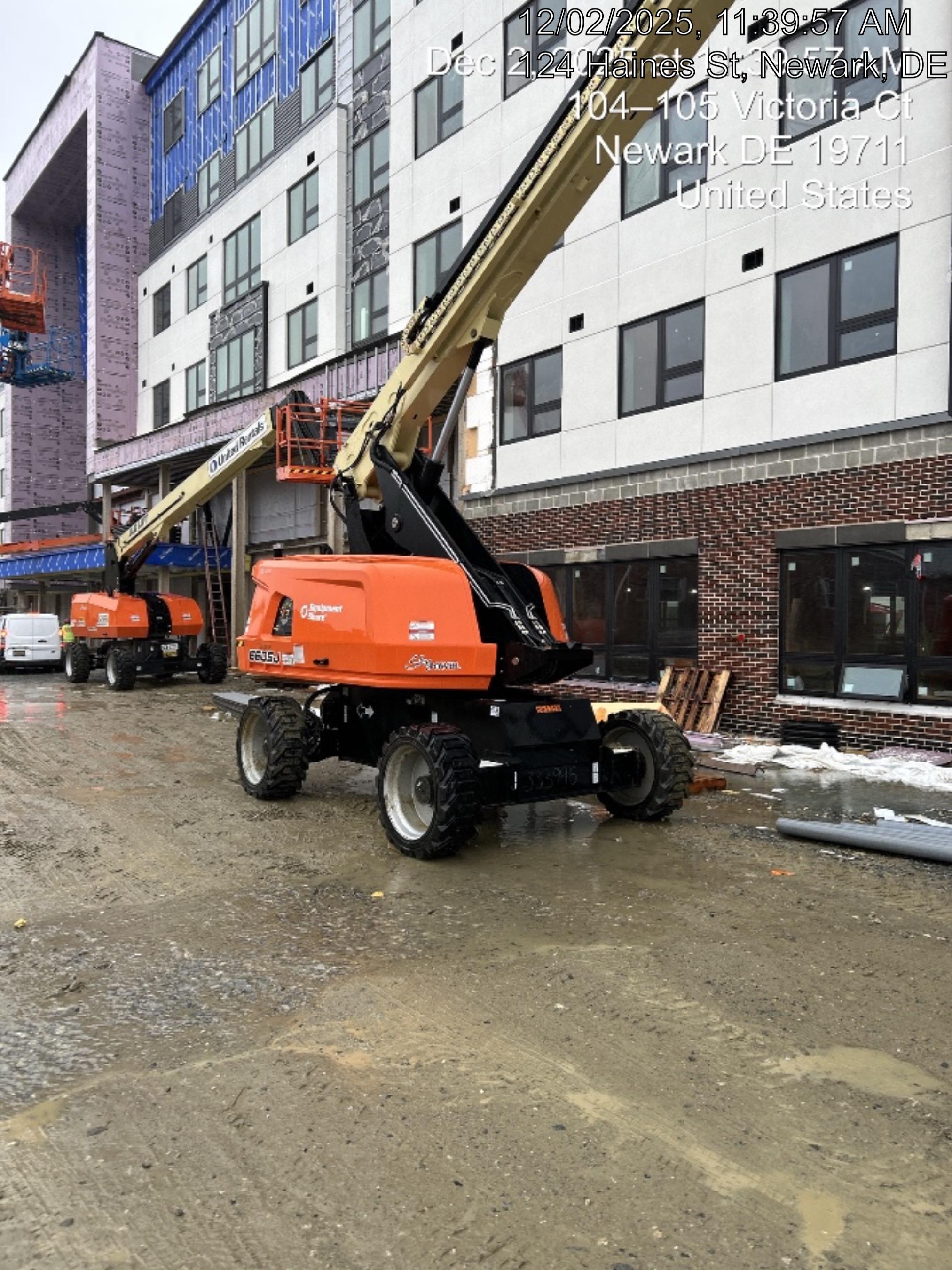 2025 JLG 660SJ