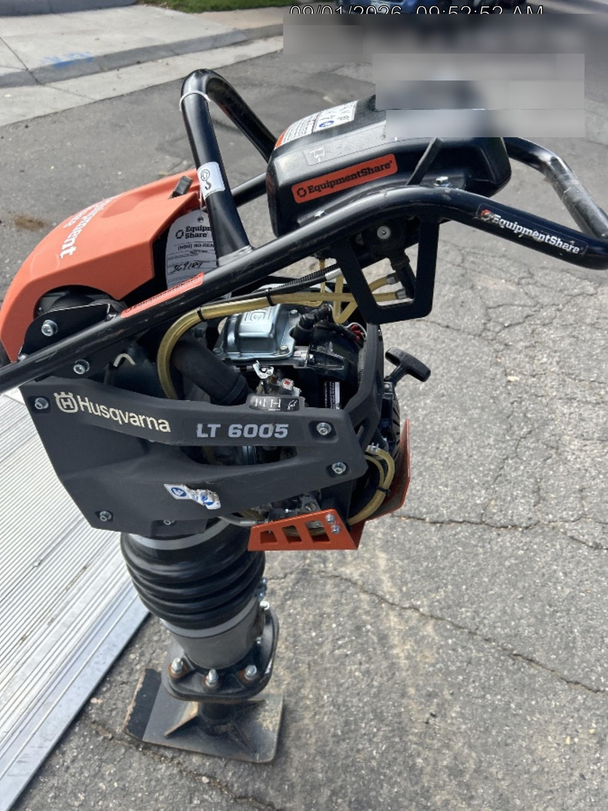2025 HUSQVARNA LT6005