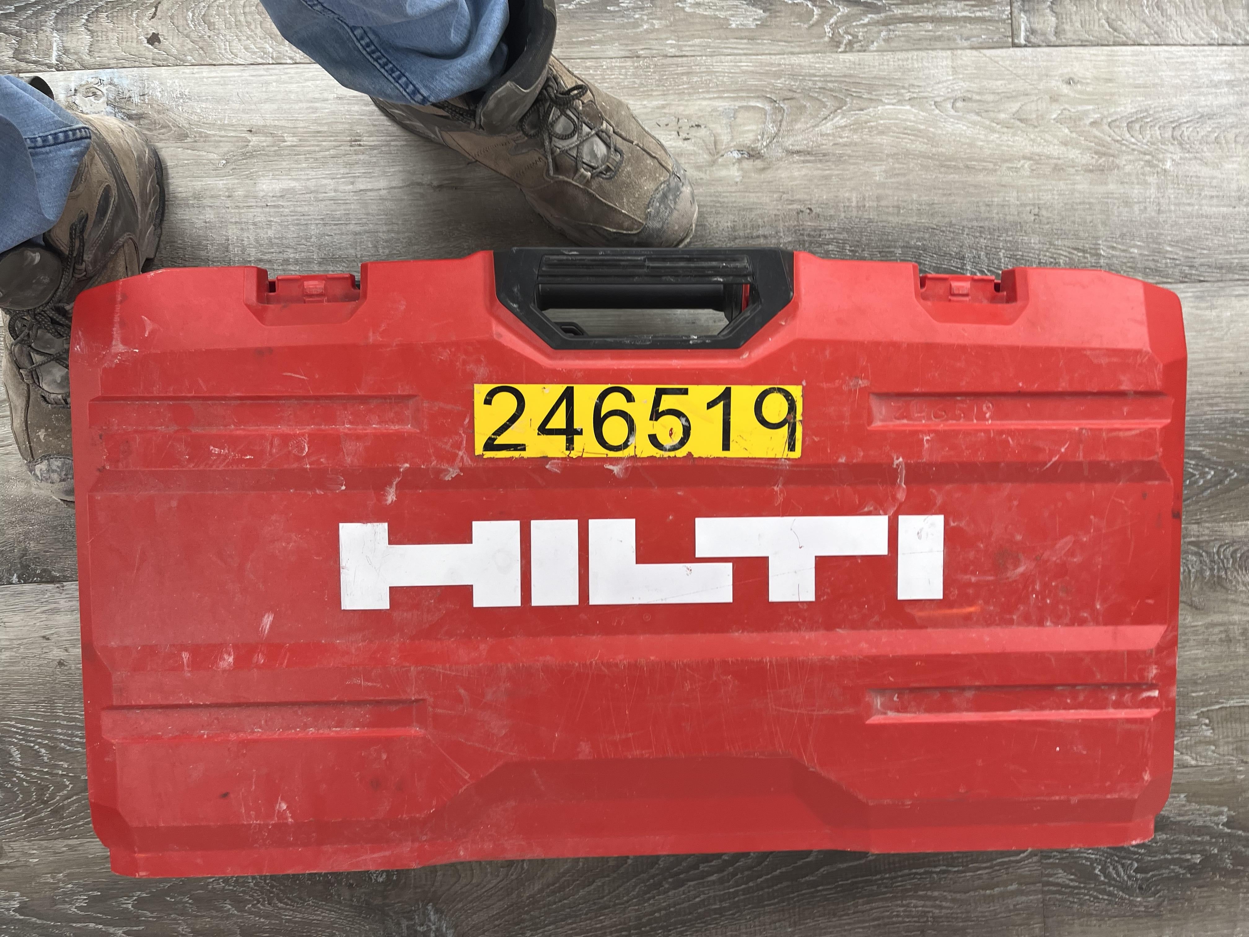 2022 HILTI TE 1000-AVR