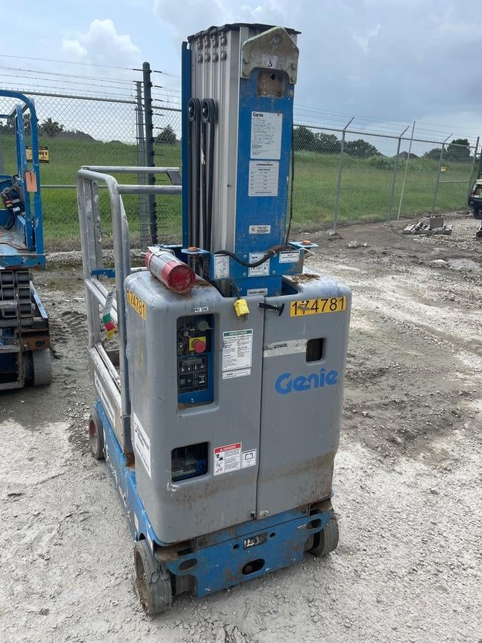 2021 GENIE GR-20