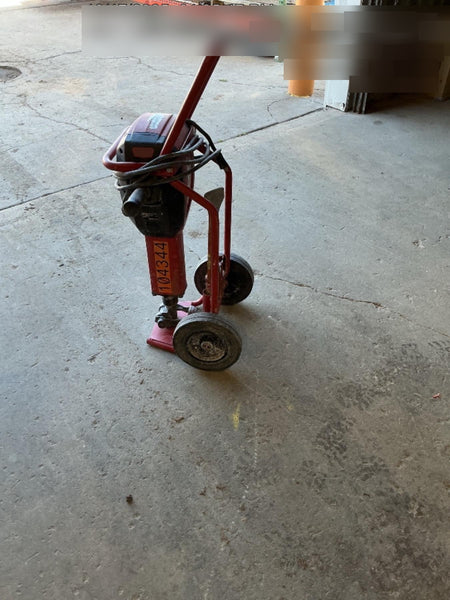 2020 HILTI TE 3000-AVR