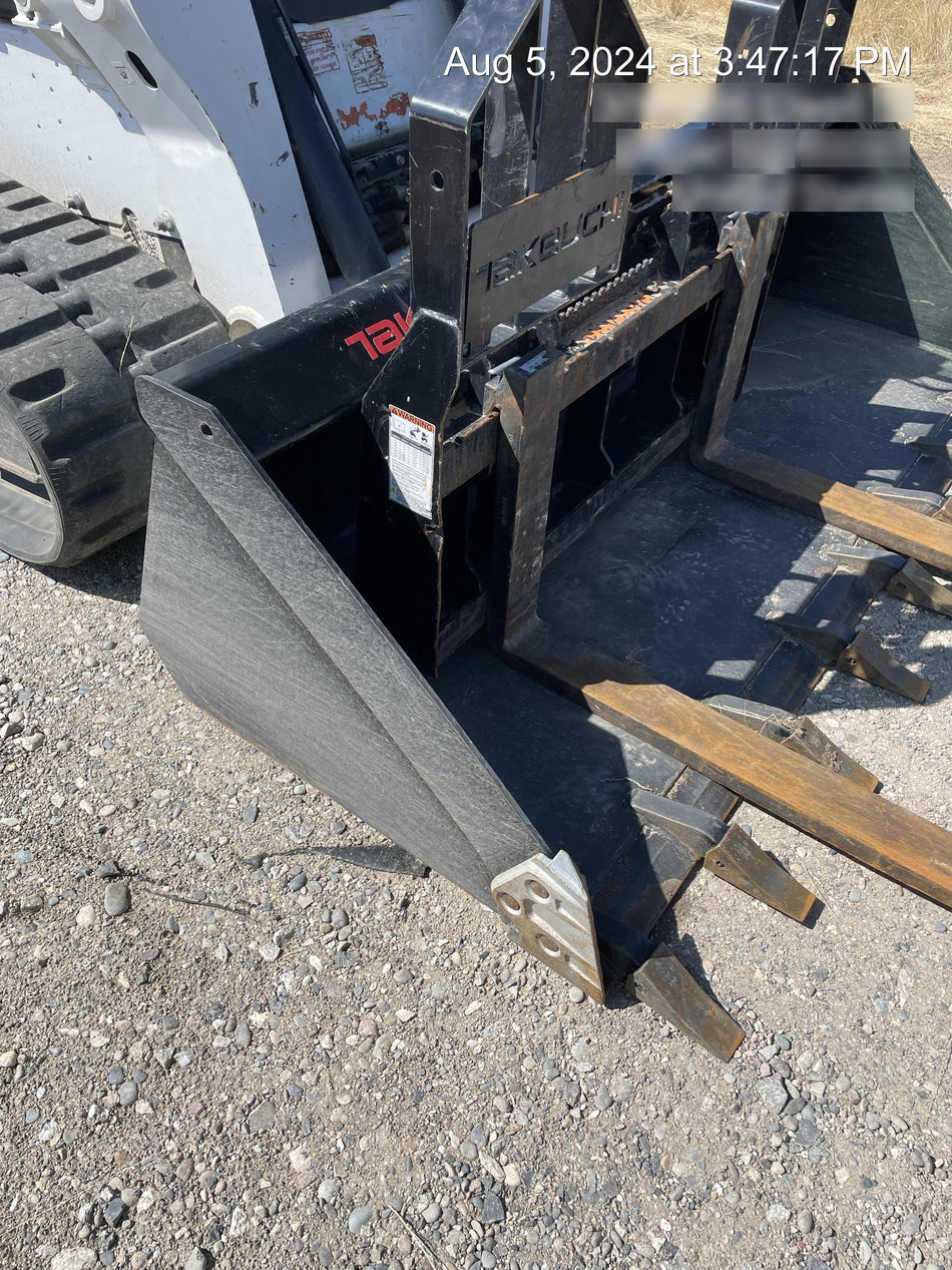 2022 TAKEUCHI 84" Tooth Bucket Takeuchi